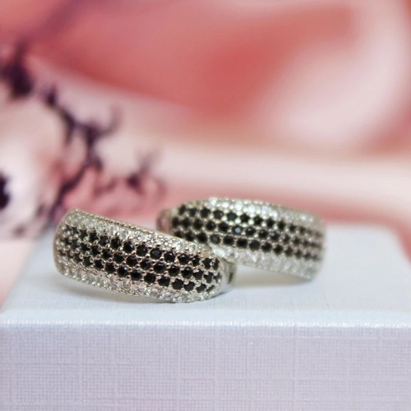 Sterling Silver Black Hoop Earring Simulated diamonds Black gothic Sparkly - Picture 13 of 15